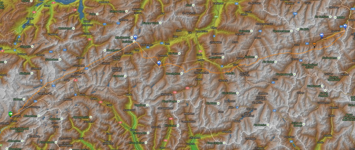 Eine Faust geht nach&nbsp;Osten